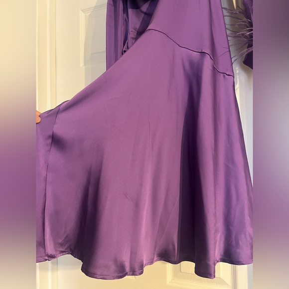 ASTR The Label Augusta Off Shoulder Feather Trim Mini Dress Purple Size Large - Picture 14 of 15